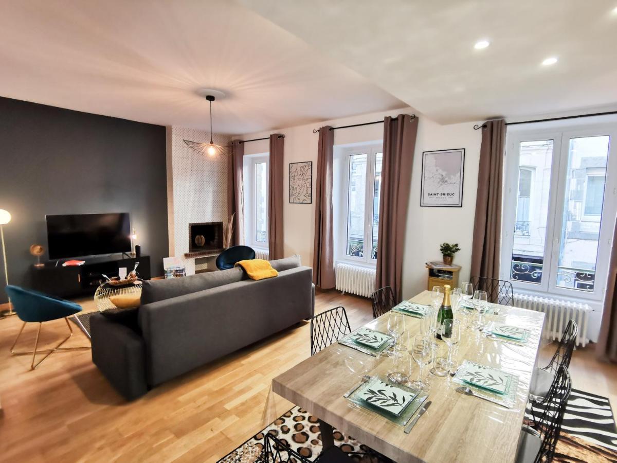 Premier Chapitre - Design Et Charme De L'Ancien En Coeur De Ville Saint-Brieuc Kültér fotó